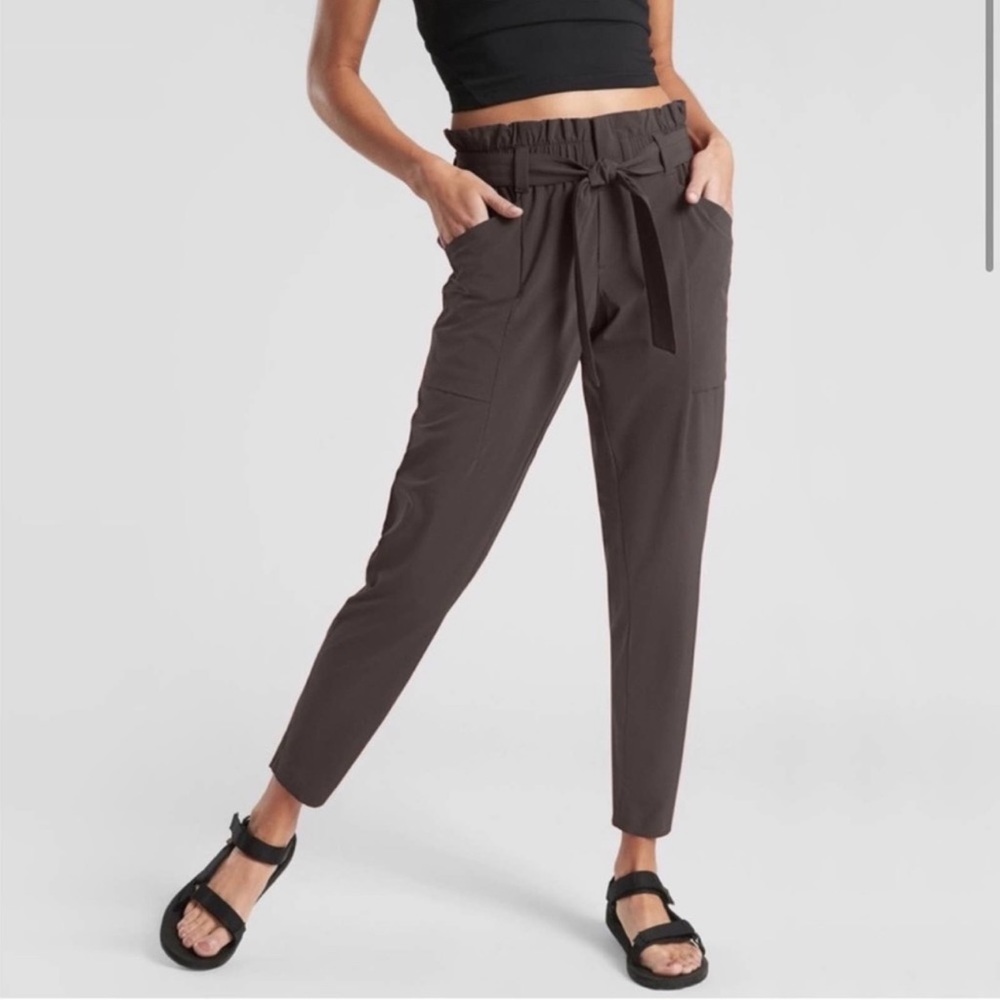 Athleta Skyline Ankle Pants Size 2 Olive Green Featherweight Stretch Lounge